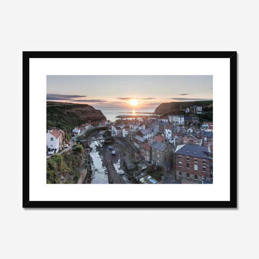 Staithes Sunrise, North Yorkshire - Print / Framed / Canvas Photographic Wall Art